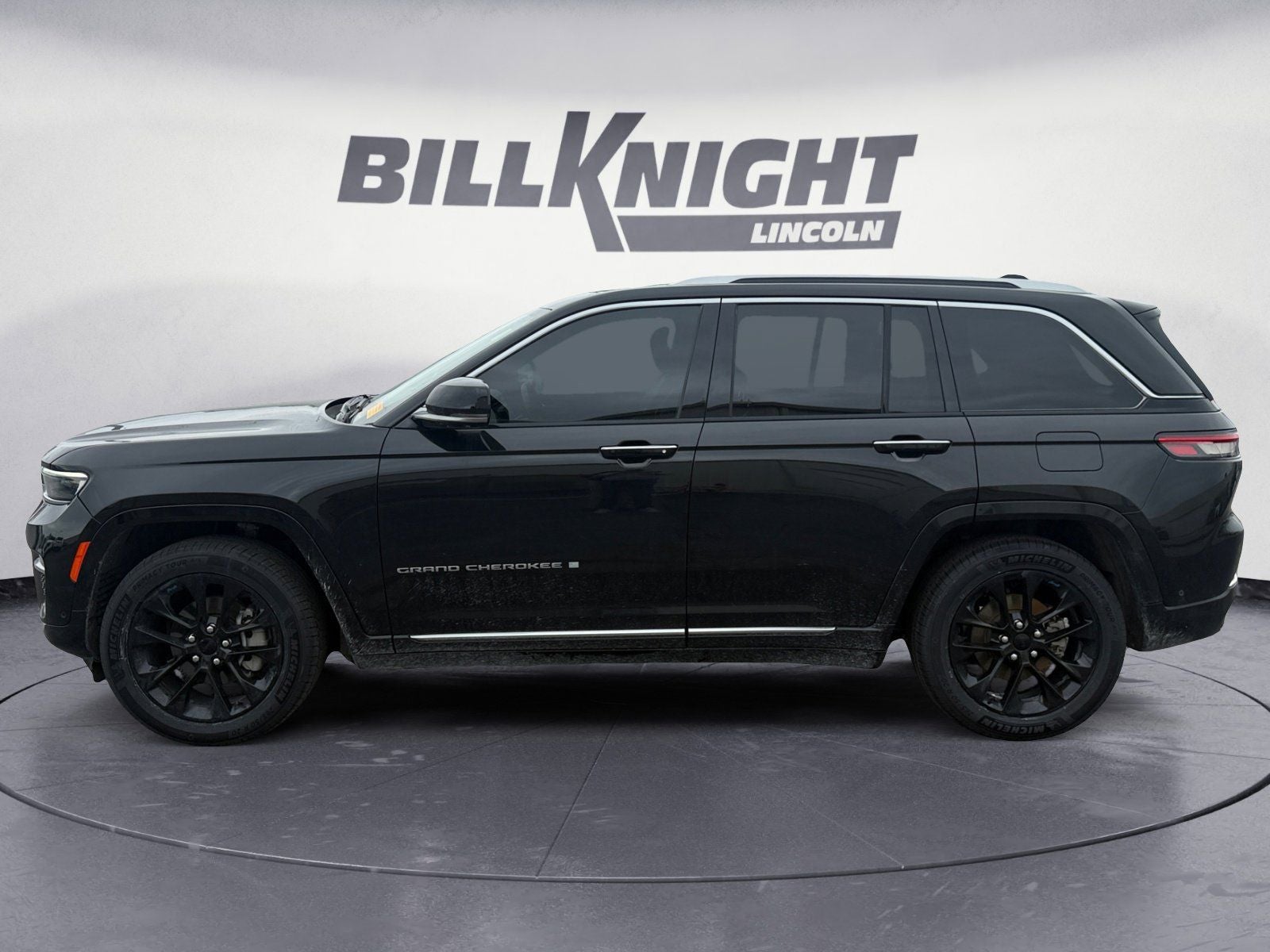 2023 Jeep Grand Cherokee Summit