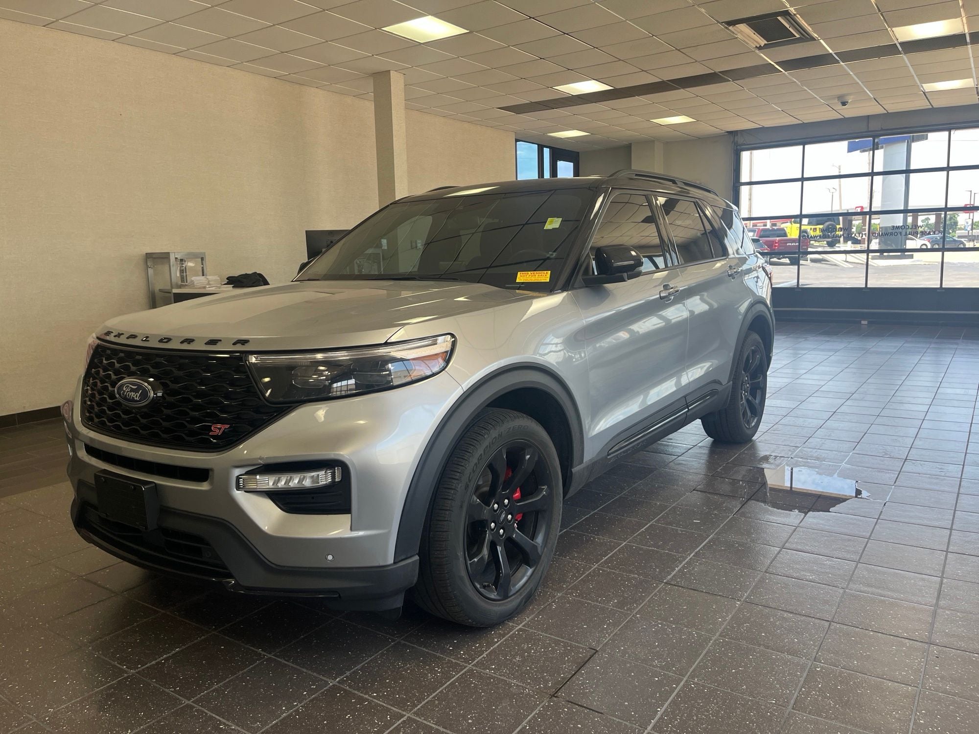2023 Ford Explorer ST