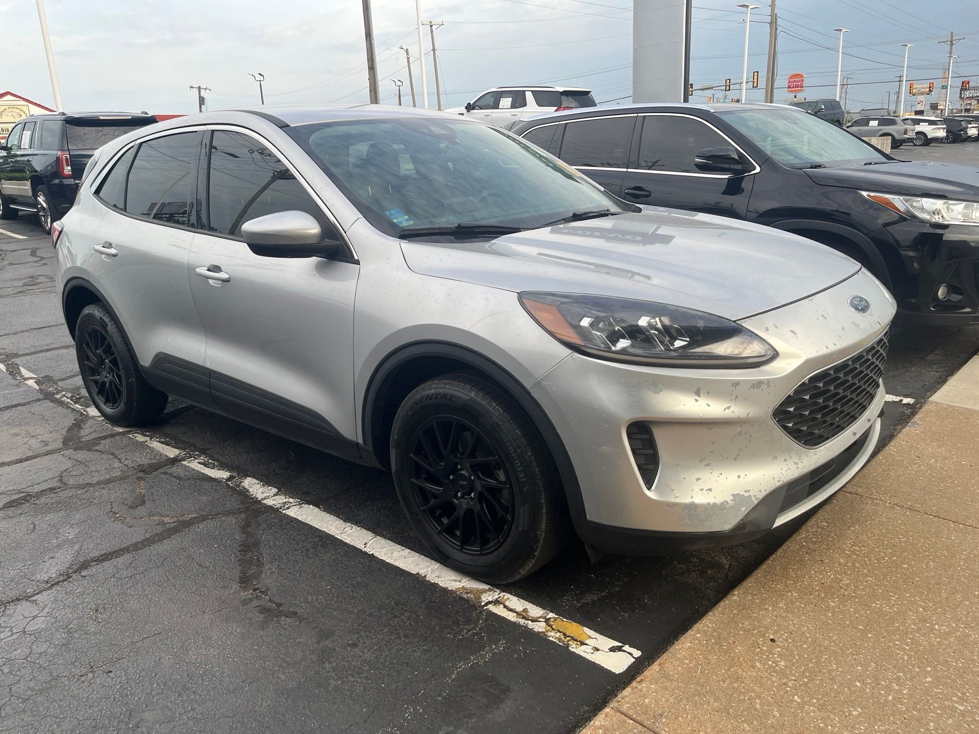 2020 Ford Escape SE