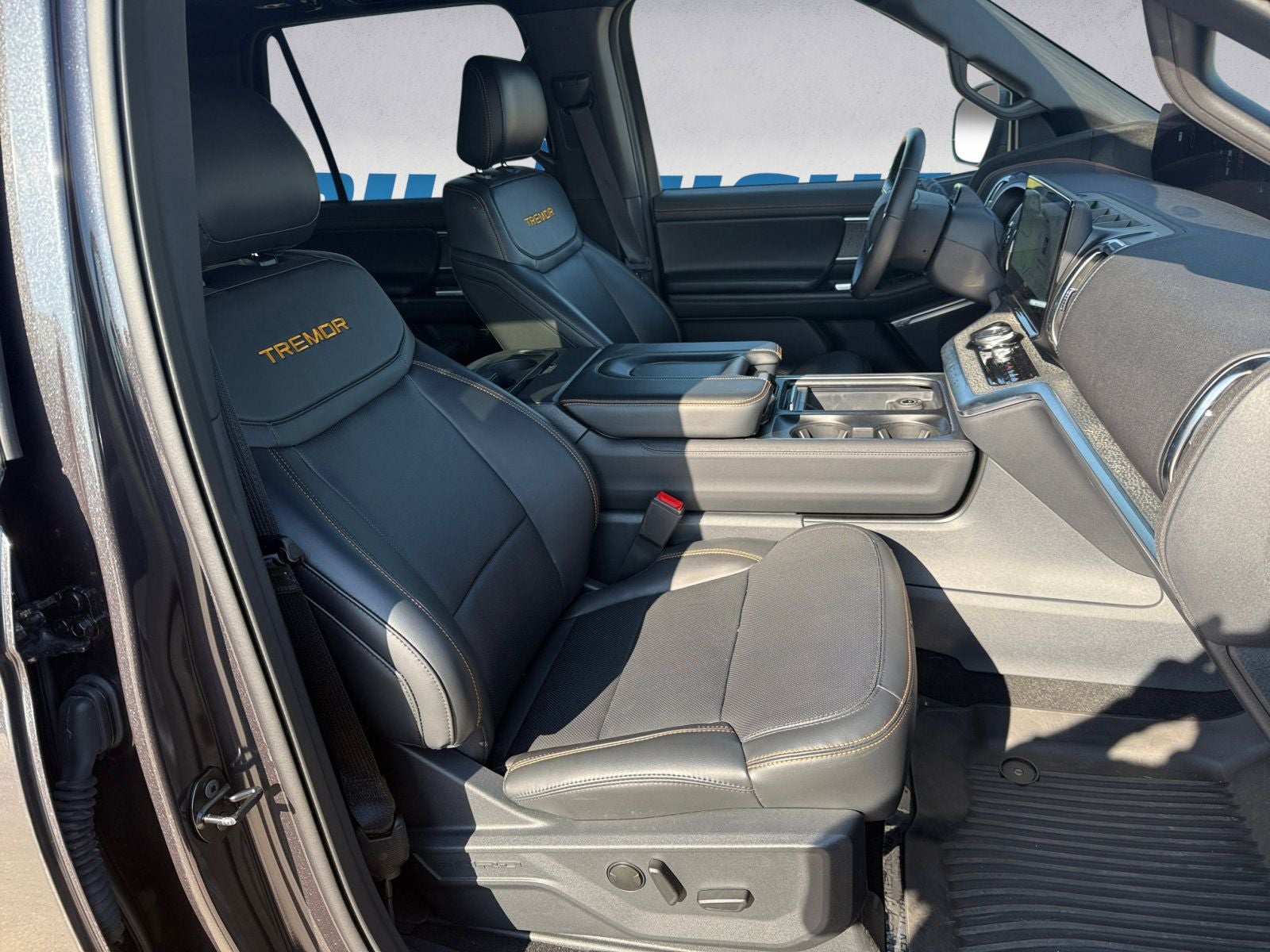 2025 Ford Expedition Tremor