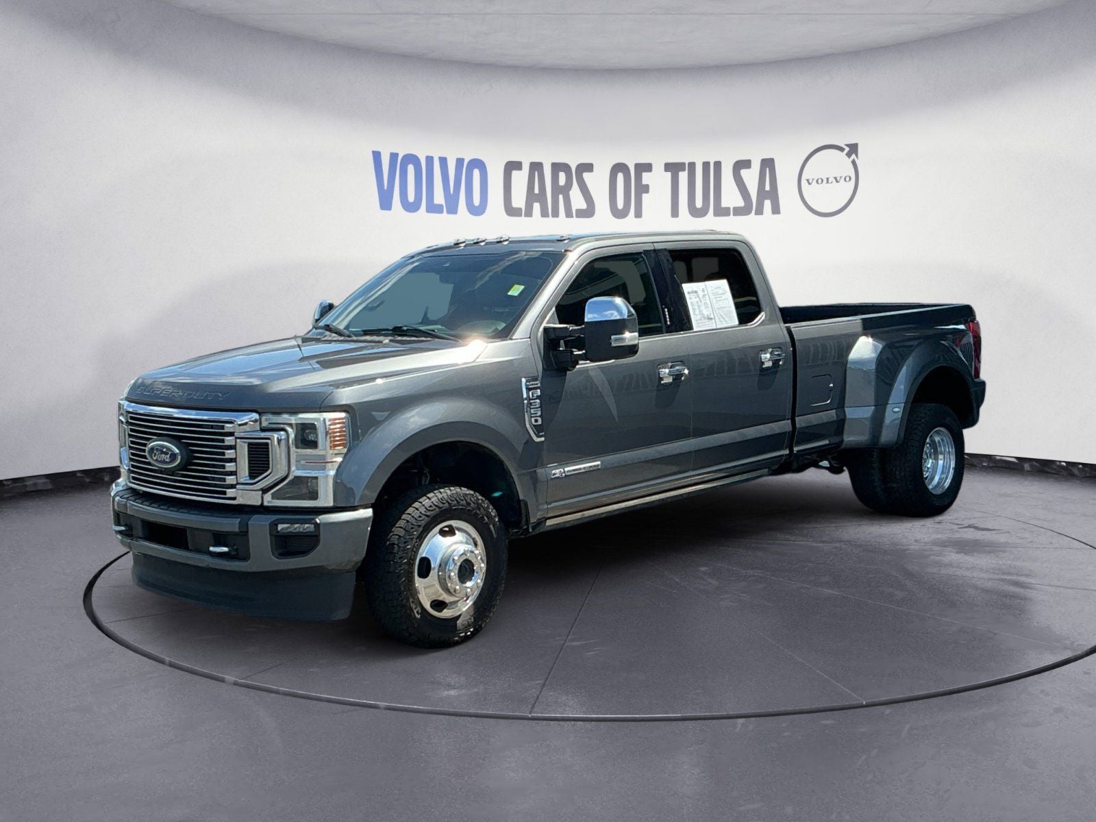 2022 Ford F-350SD Platinum DRW