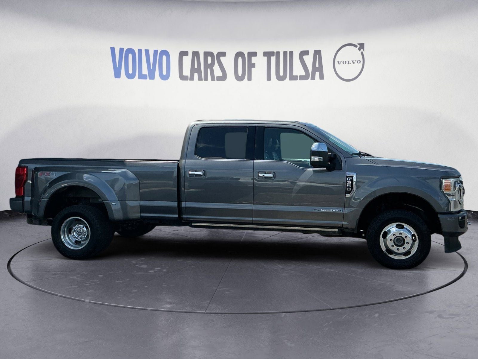 2022 Ford F-350SD Platinum DRW