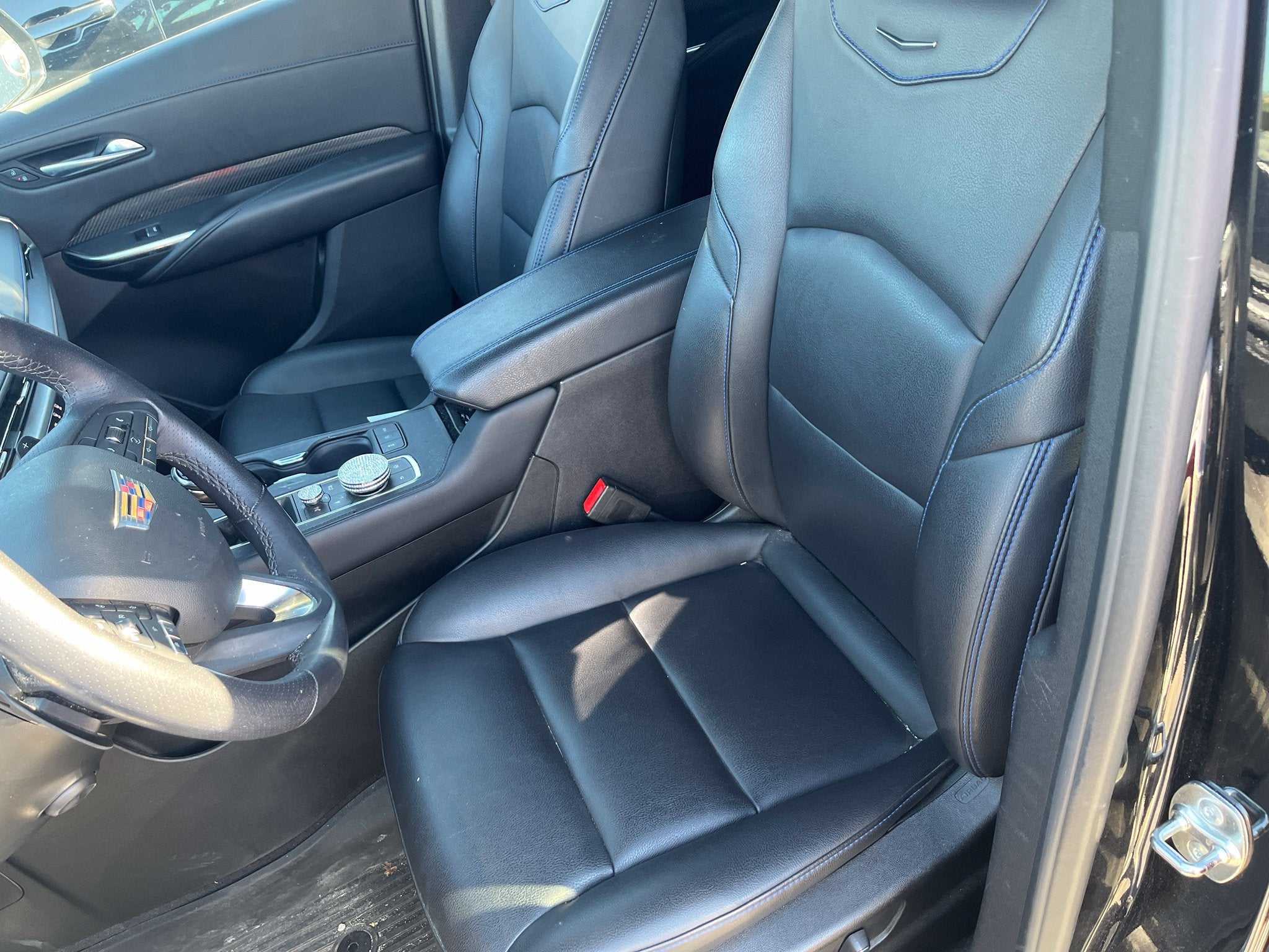 2024 Cadillac XT4 Sport