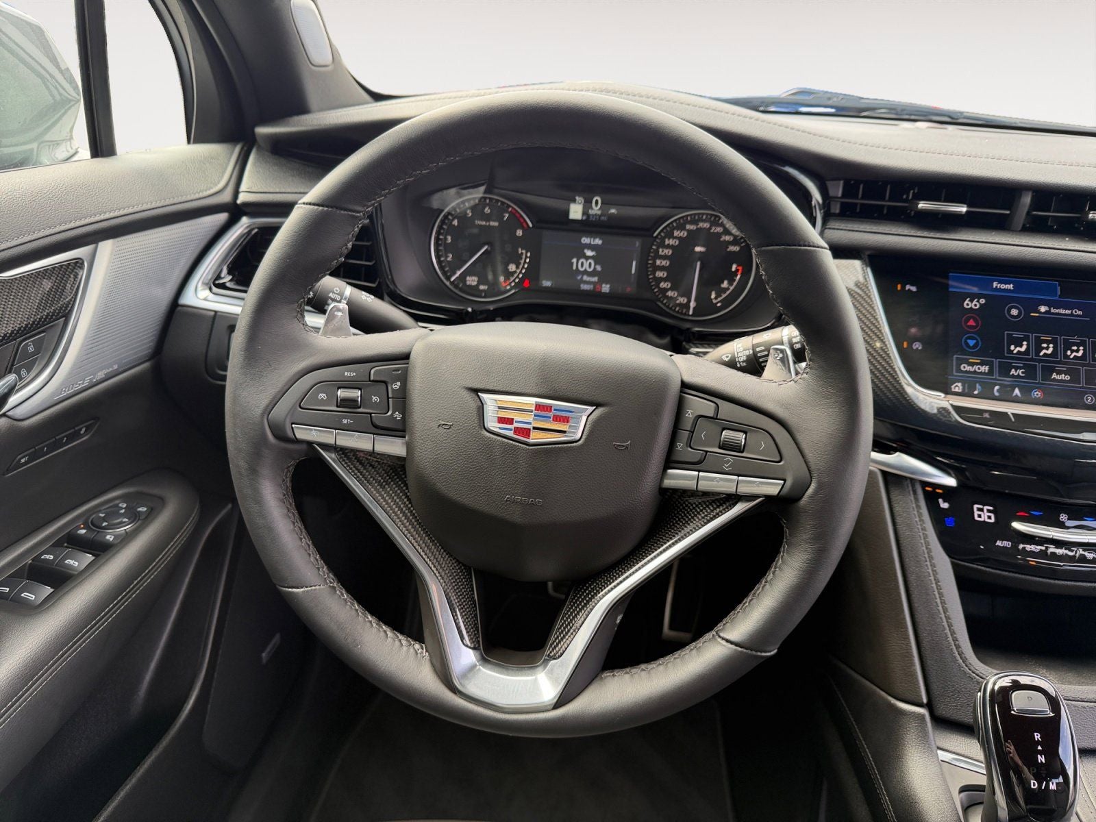 2025 Cadillac XT6 Sport
