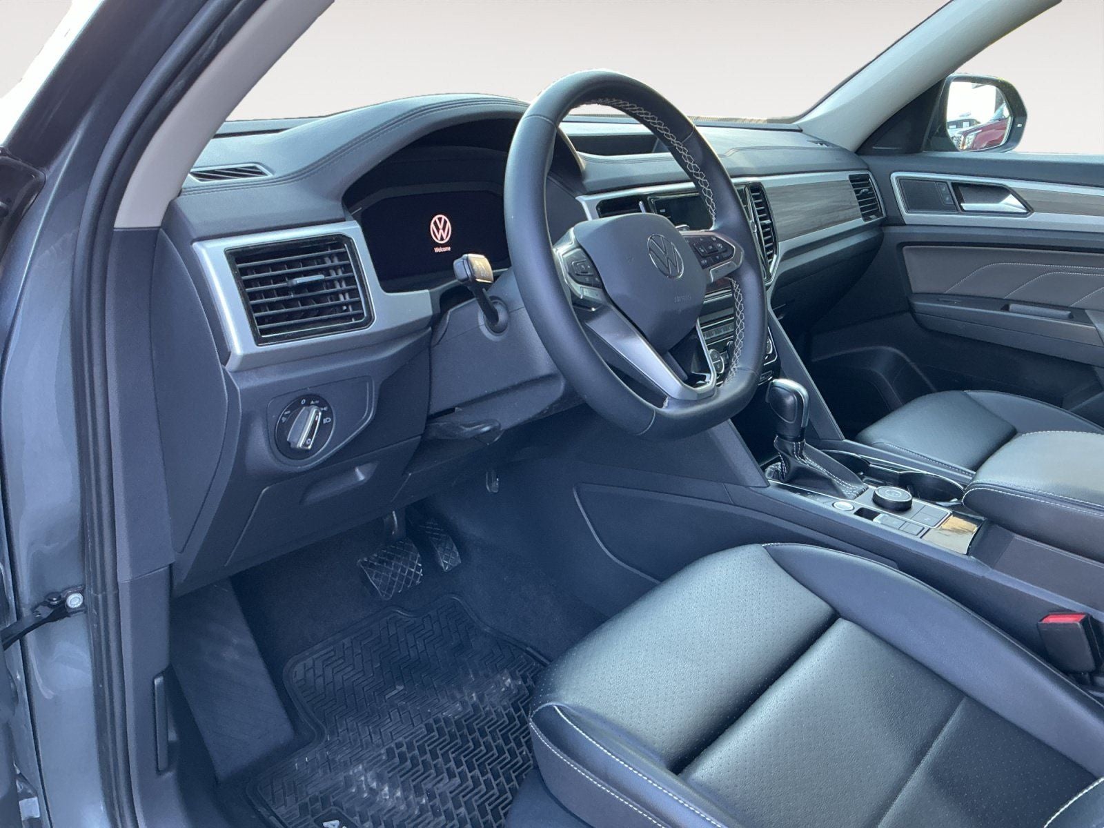 2023 Volkswagen Atlas SEL