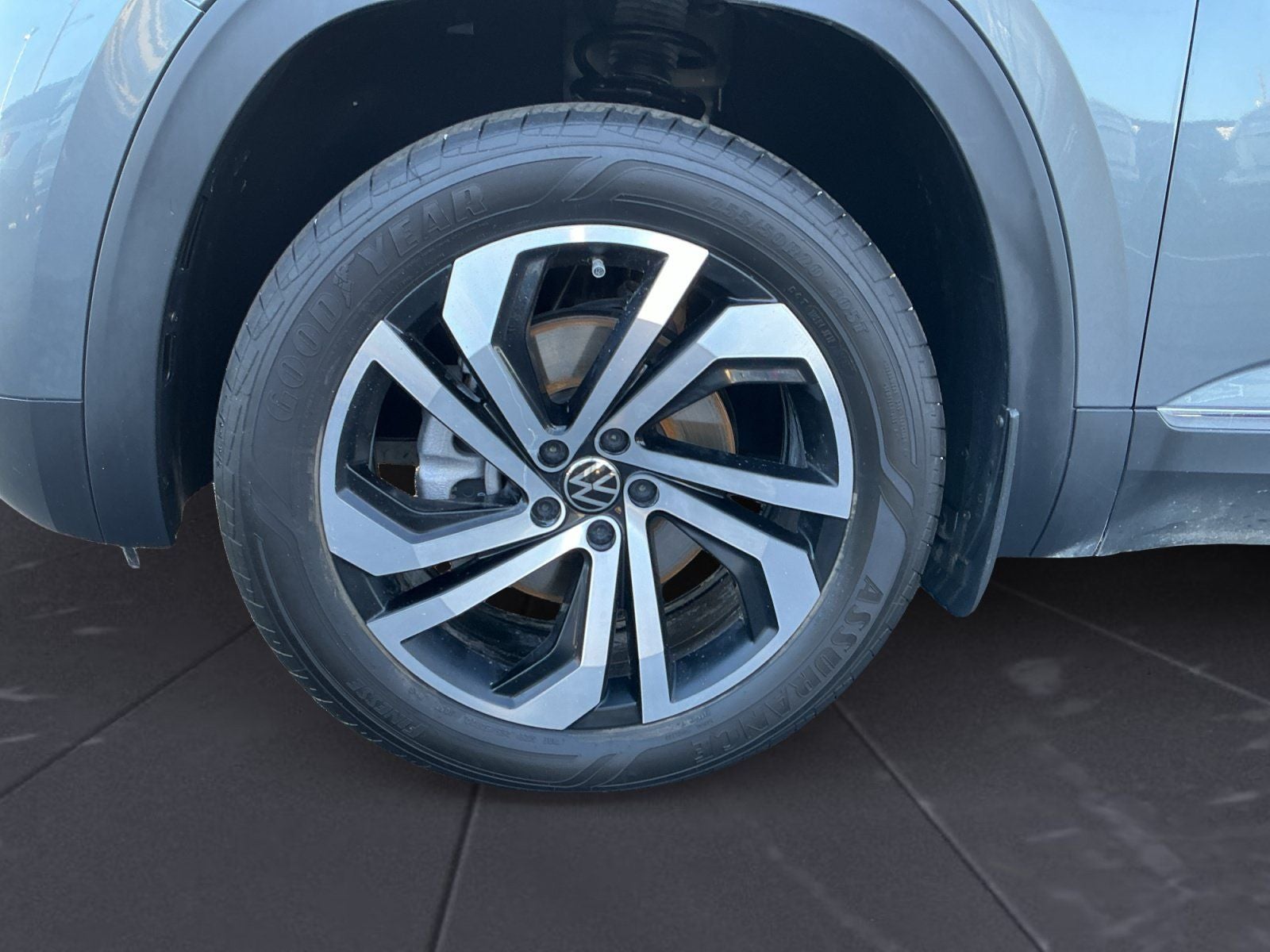 2023 Volkswagen Atlas SEL