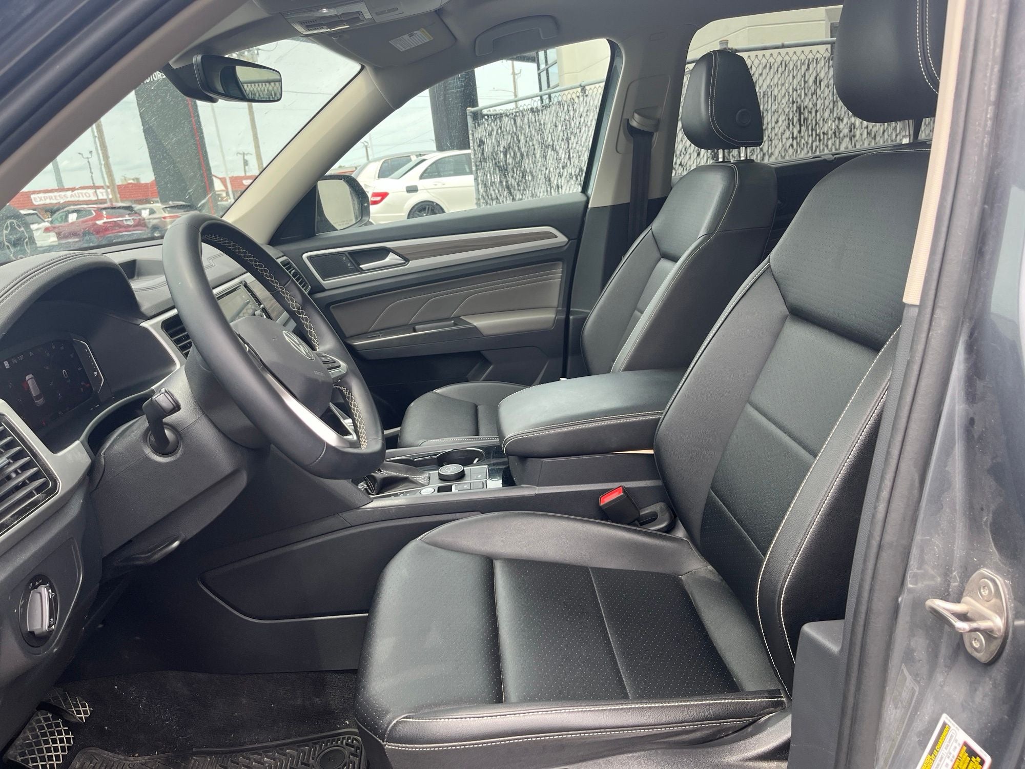 2023 Volkswagen Atlas SEL