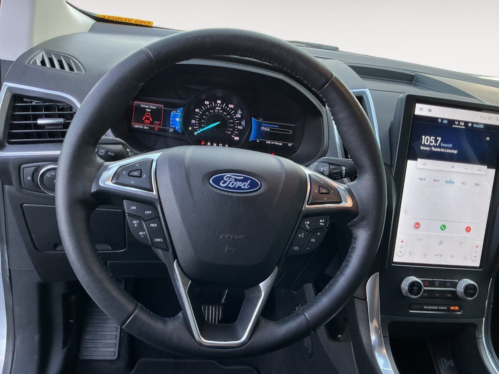 2022 Ford Edge Titanium