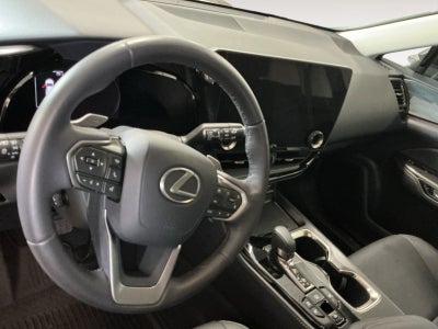 2025 Lexus NX 350h Premium