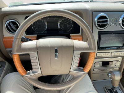 2007 Lincoln MKZ Base