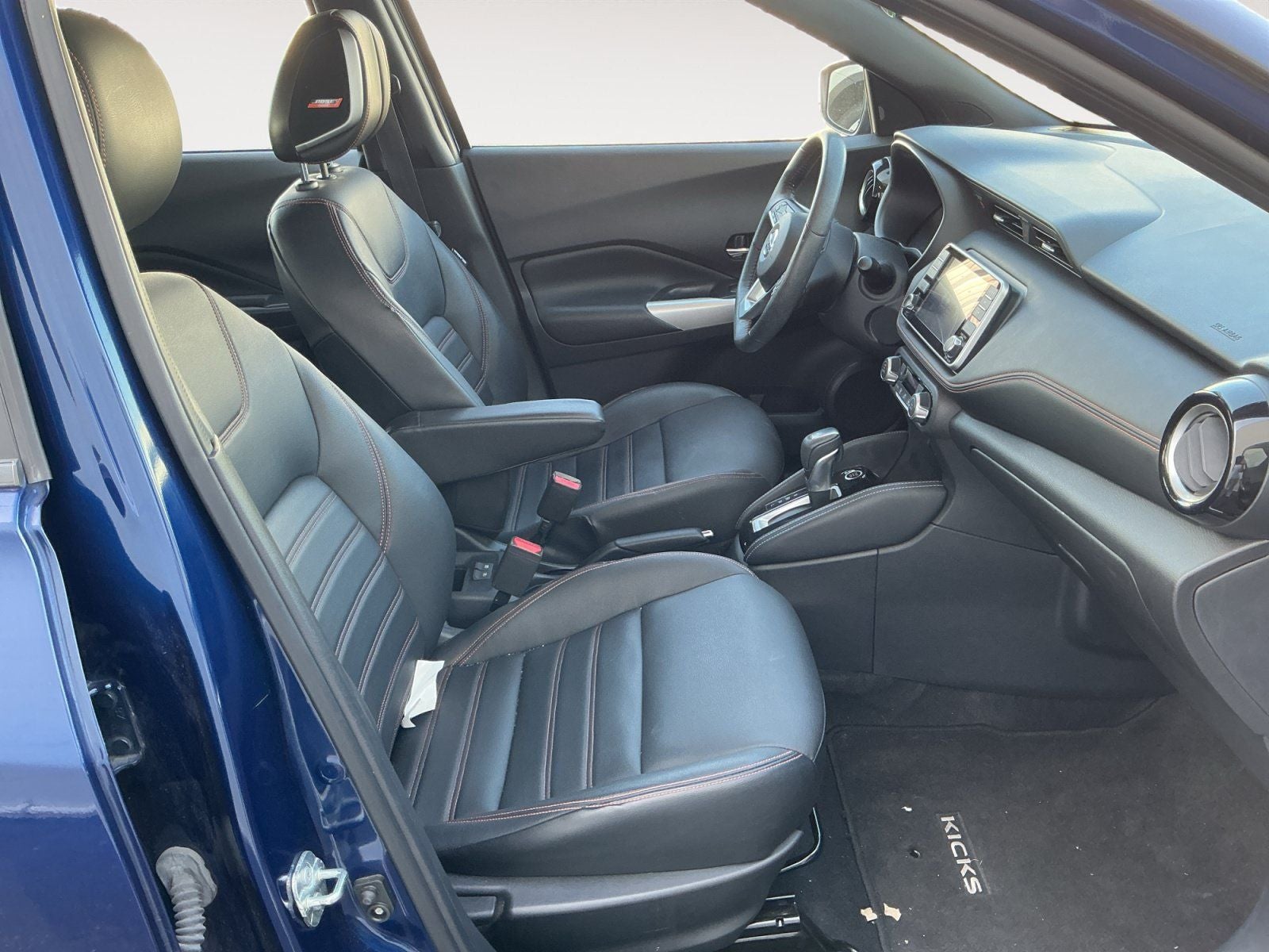 2019 Nissan Kicks SR