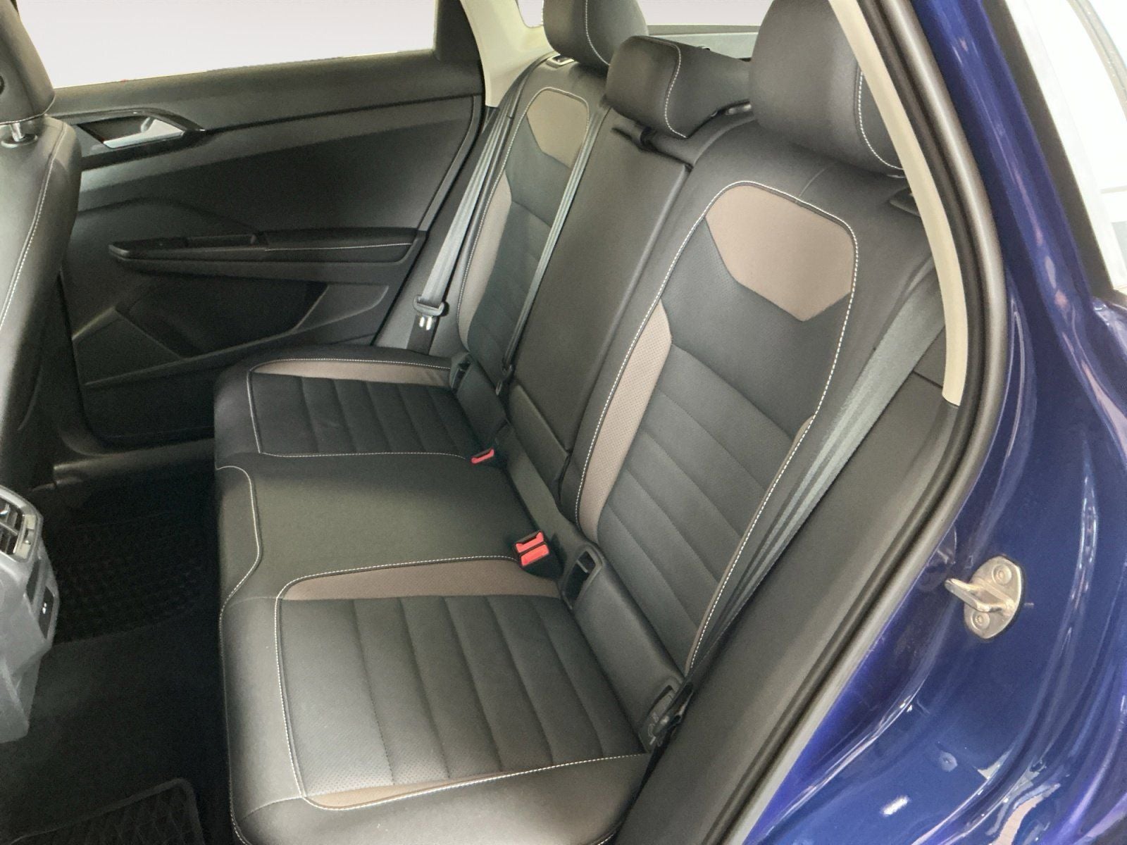 2024 Volkswagen Taos 1.5T SEL