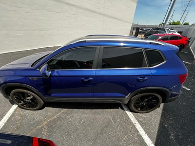 2024 Volkswagen Taos 1.5T SEL