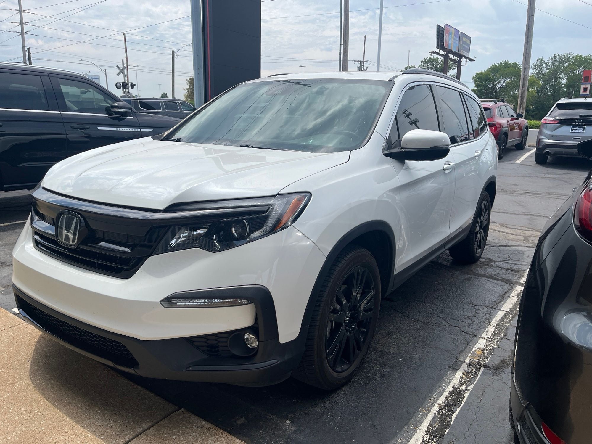 2022 Honda Pilot Special Edition