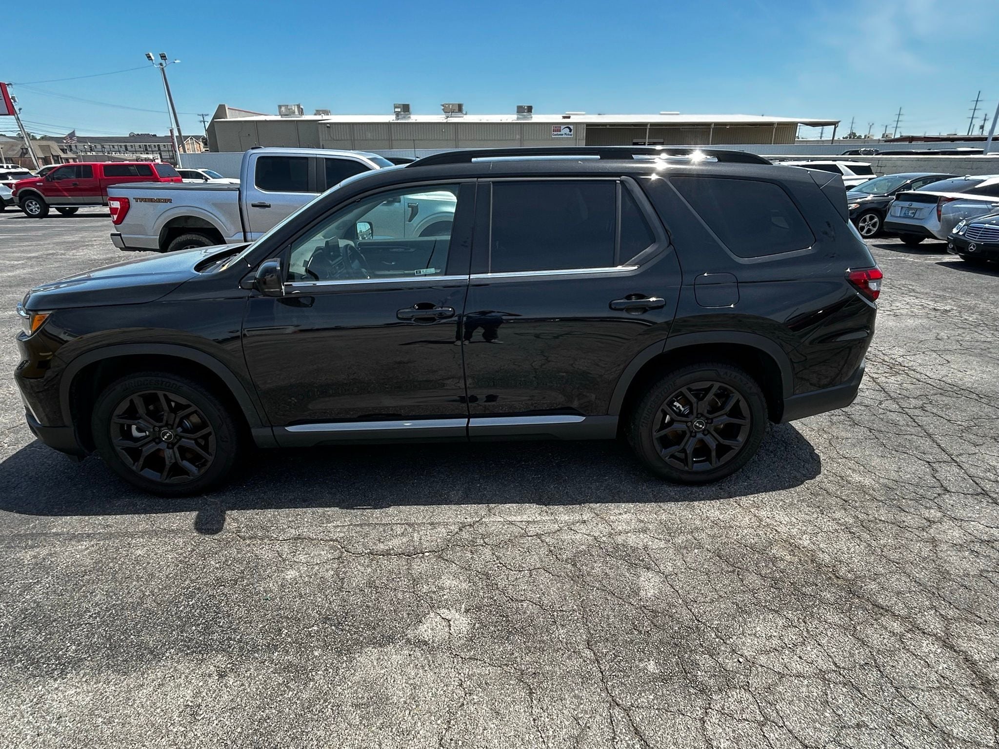 2025 Honda Pilot Touring