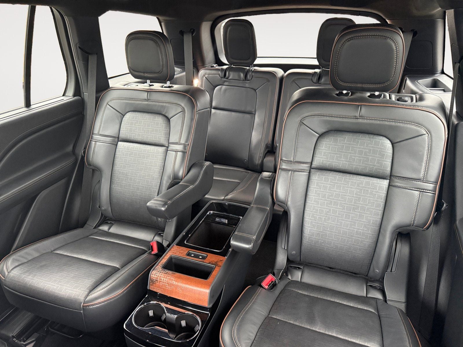2025 Lincoln Aviator Black Label