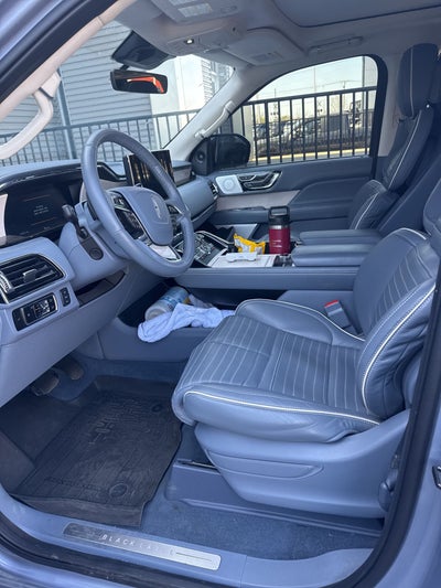 2024 Lincoln Navigator Black Label