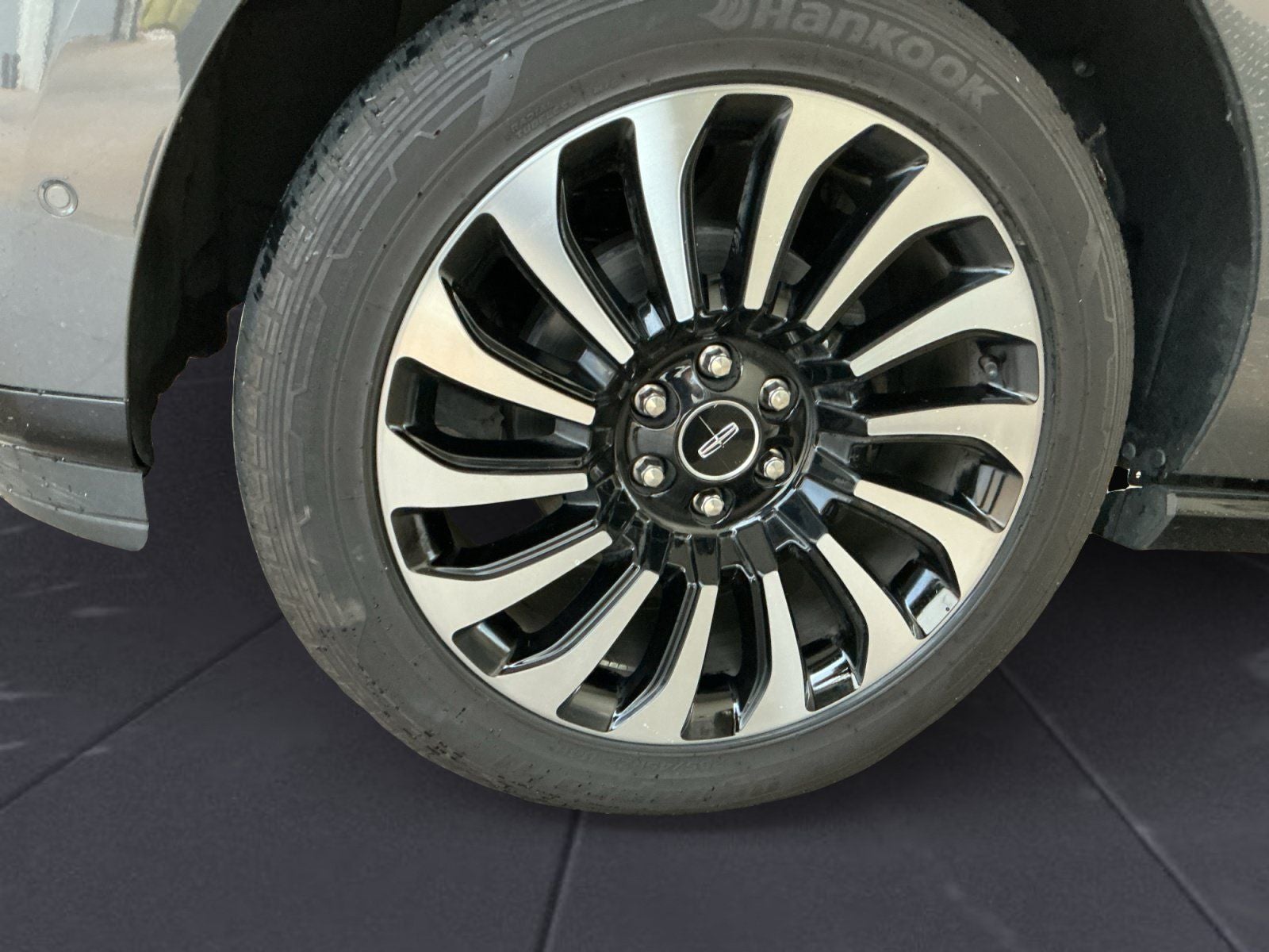 2022 Lincoln Navigator Black Label