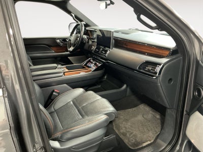 2022 Lincoln Navigator Black Label