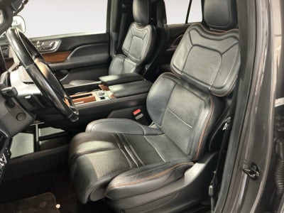 2022 Lincoln Navigator Black Label