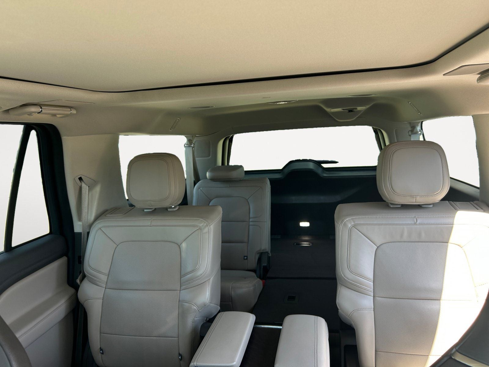 2024 Lincoln Navigator L Reserve