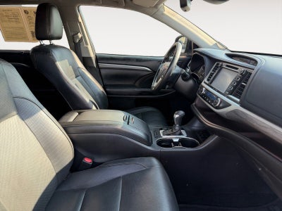 2017 Toyota Highlander Limited