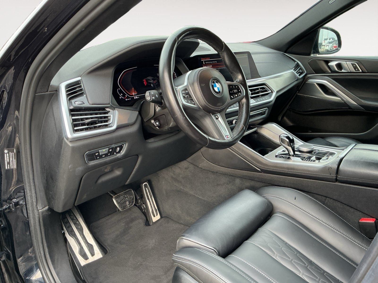 2023 BMW X6 xDrive40i