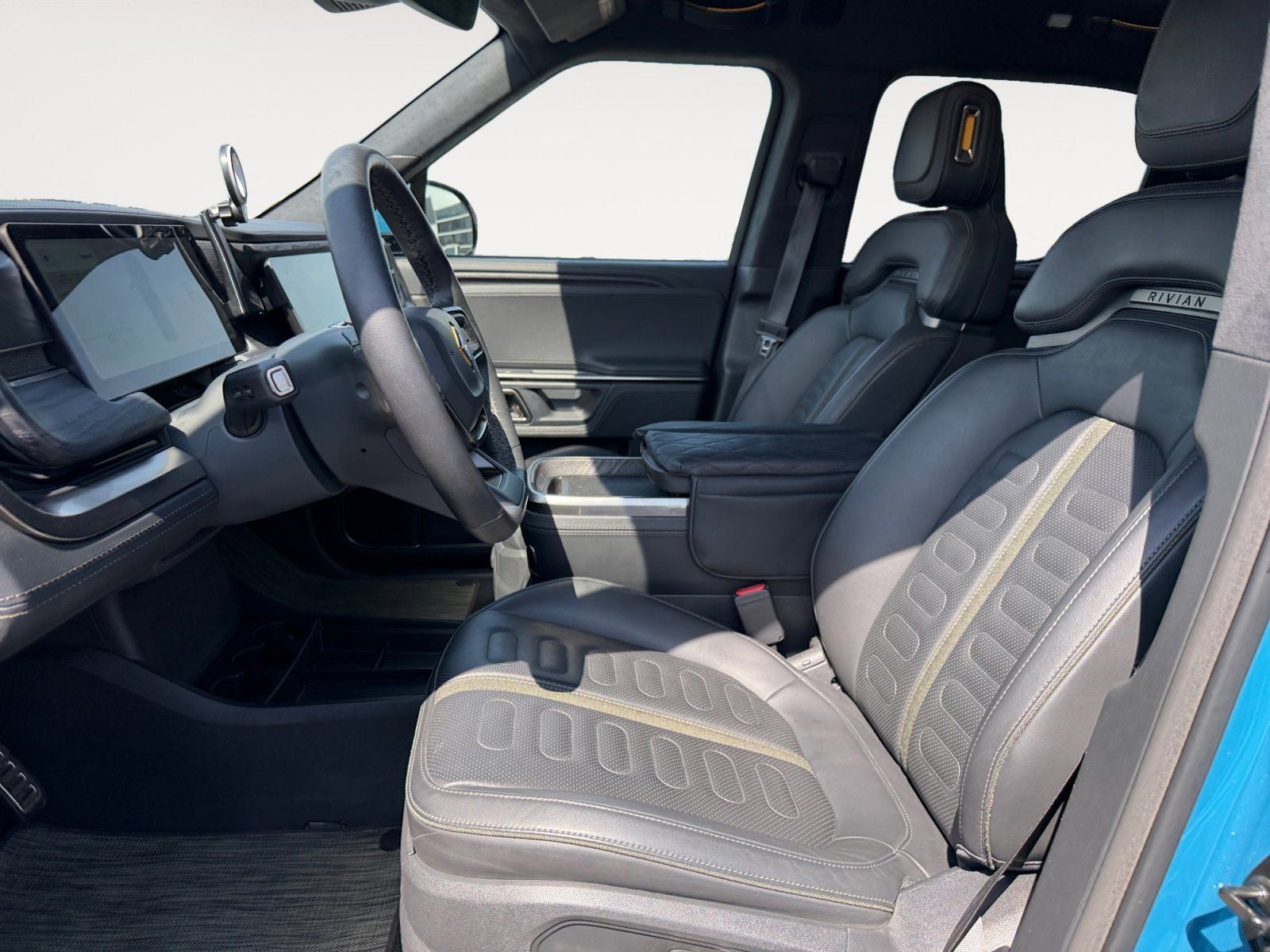 2023 Rivian R1T Adventure