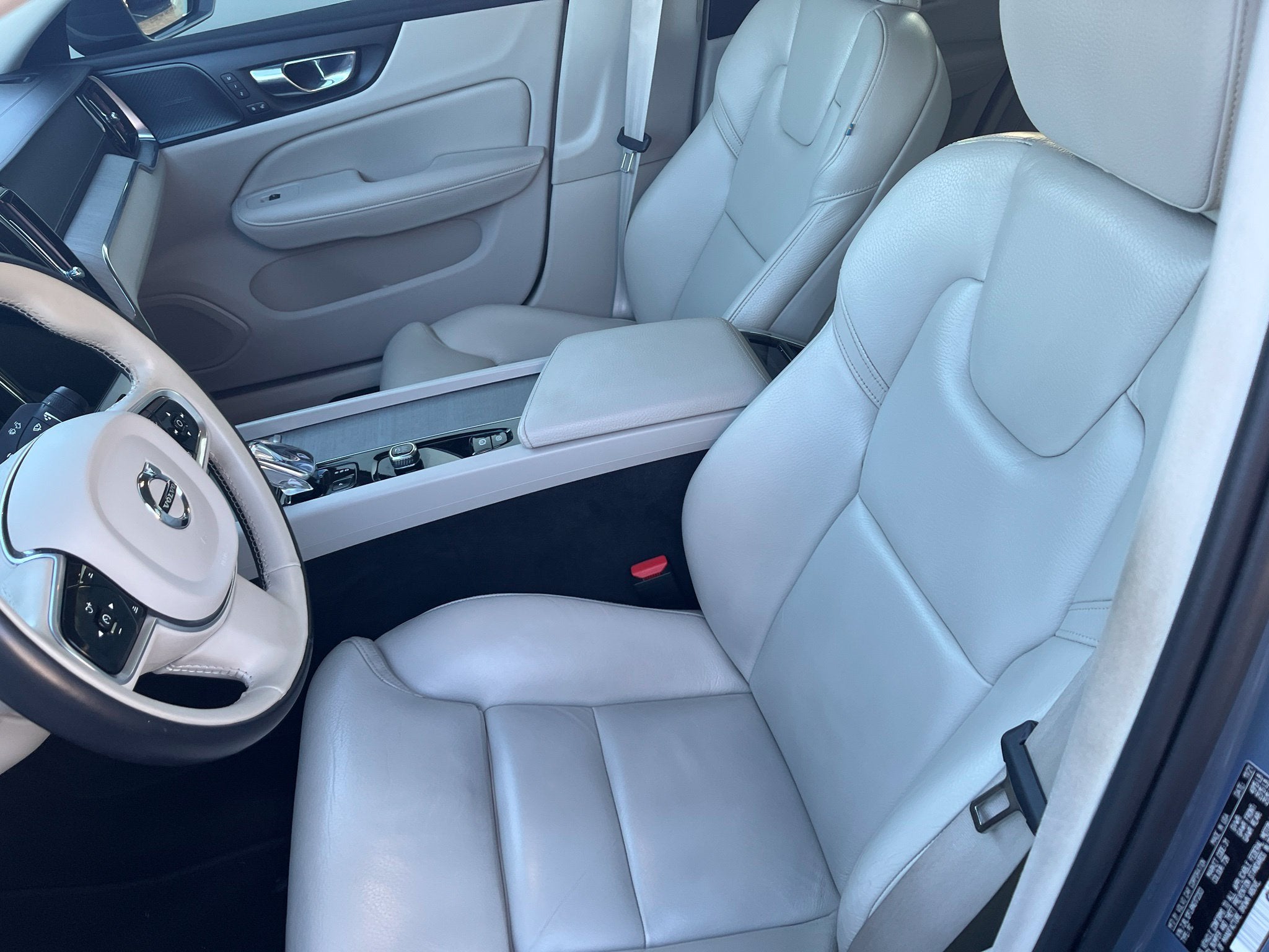 2022 Volvo S60 B5 Inscription