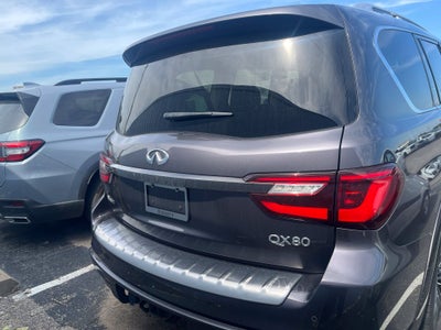 2022 INFINITI QX80 Premium Select