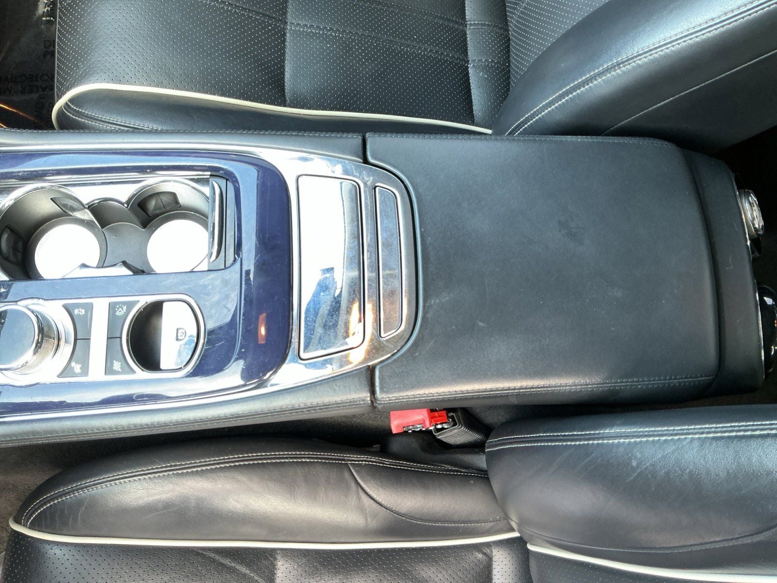 2013 Jaguar XJ Base