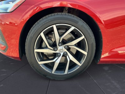 2020 Volvo V60 T5