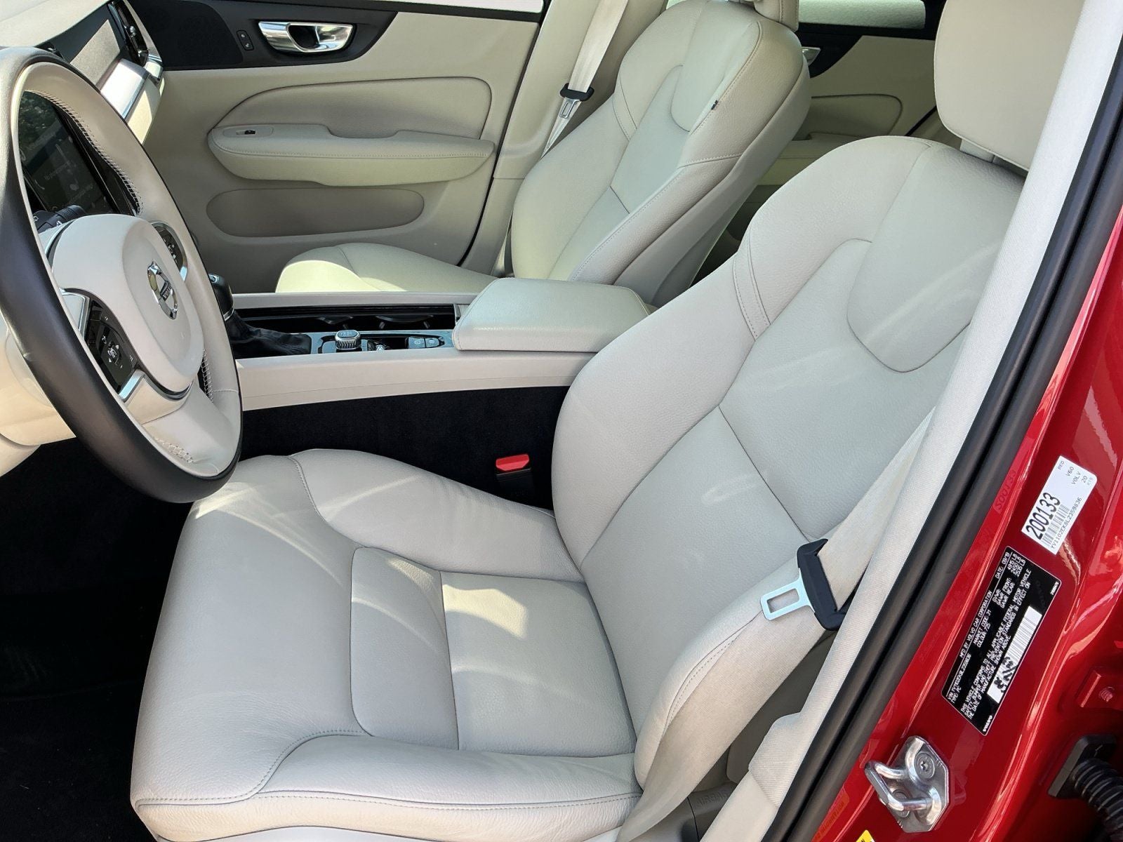 2020 Volvo V60 T5