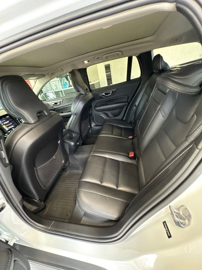 2020 Volvo V60 Cross Country T5