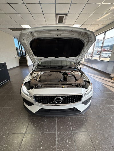 2020 Volvo V60 Cross Country T5
