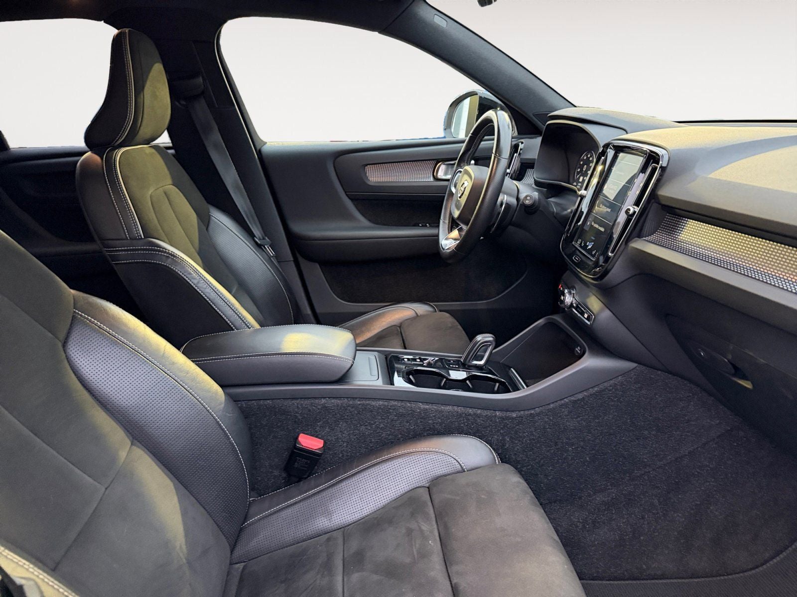 2019 Volvo XC40 R-Design