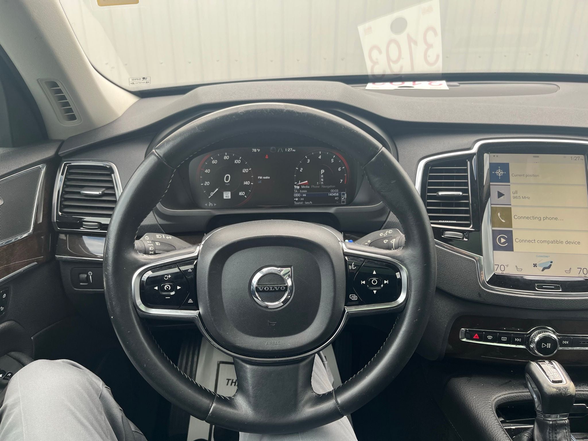 2016 Volvo XC90 T6 Momentum