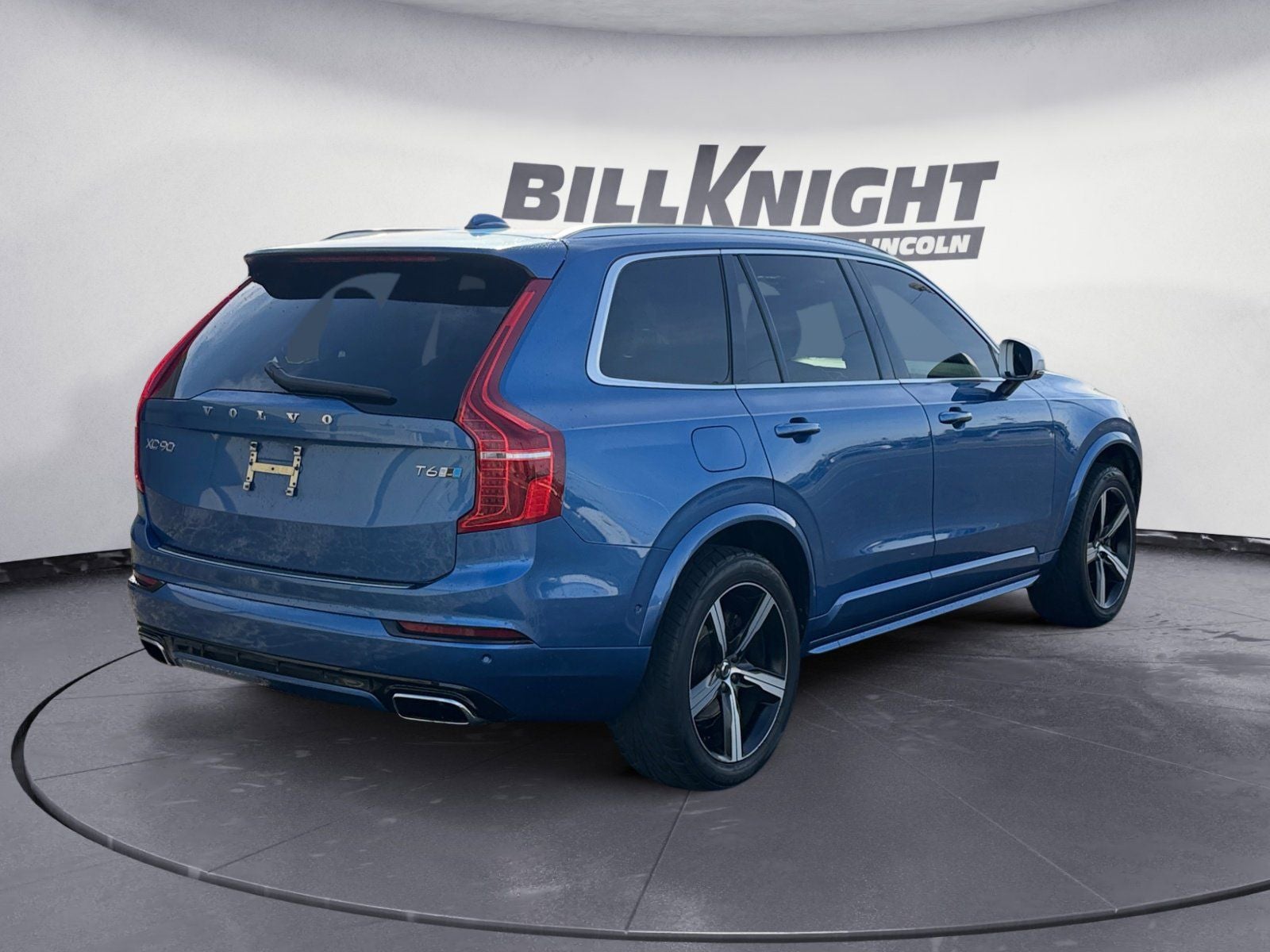 2019 Volvo XC90 T6 R-Design