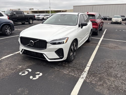 2025 Volvo XC60 Plug-In Hybrid T8 Ultra