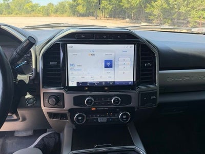 2022 Ford F-250SD Lariat