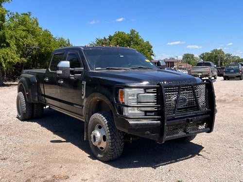 2017 Ford F-350SD Platinum DRW