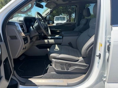 2026 Ford F-450SD Platinum DRW