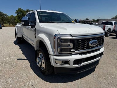 2026 Ford F-450SD Platinum DRW