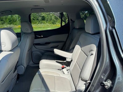 2020 GMC Acadia SLT