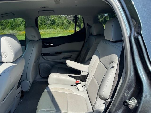 2020 GMC Acadia SLT