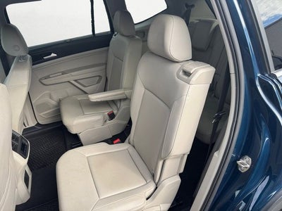 2021 Volkswagen Atlas 3.6L V6 SE w/Technology R-Line