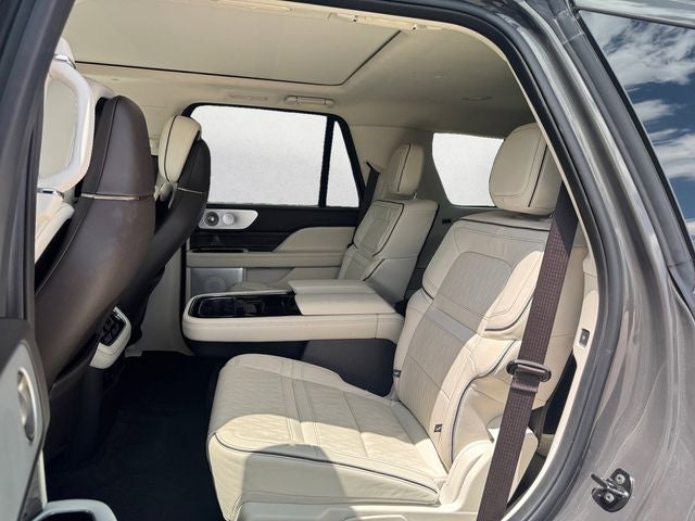 2024 Lincoln Navigator Black Label