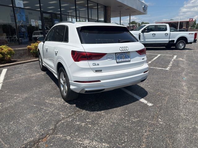 2022 Audi Q3 Premium quattro