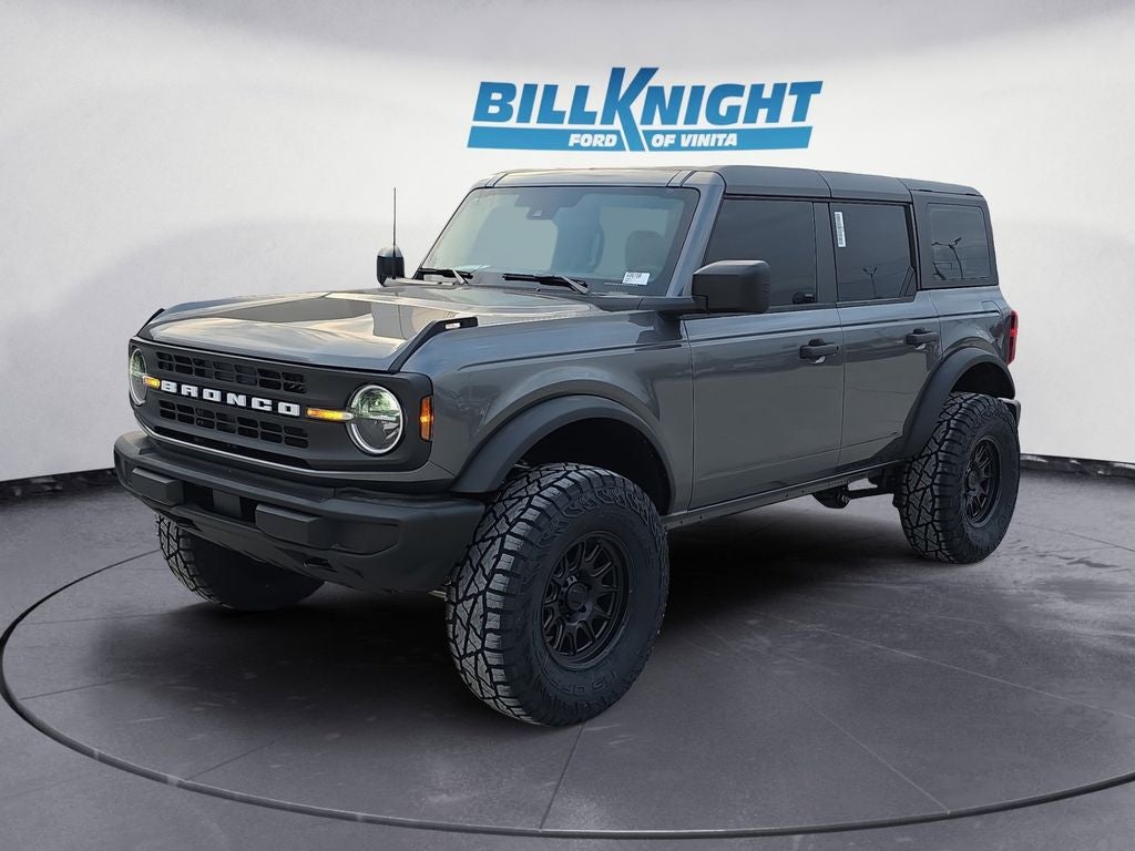 2025 Ford Bronco Base