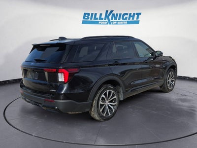 2025 Ford Explorer ST-Line